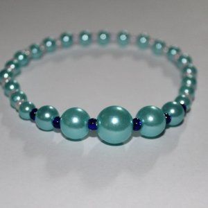 Blue pearl beads with pink and dark blue Czech beads